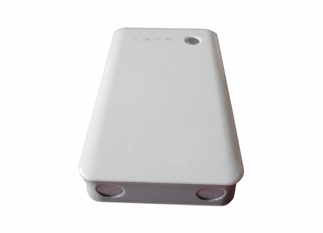 Portable LTE Access Point with Power Bank